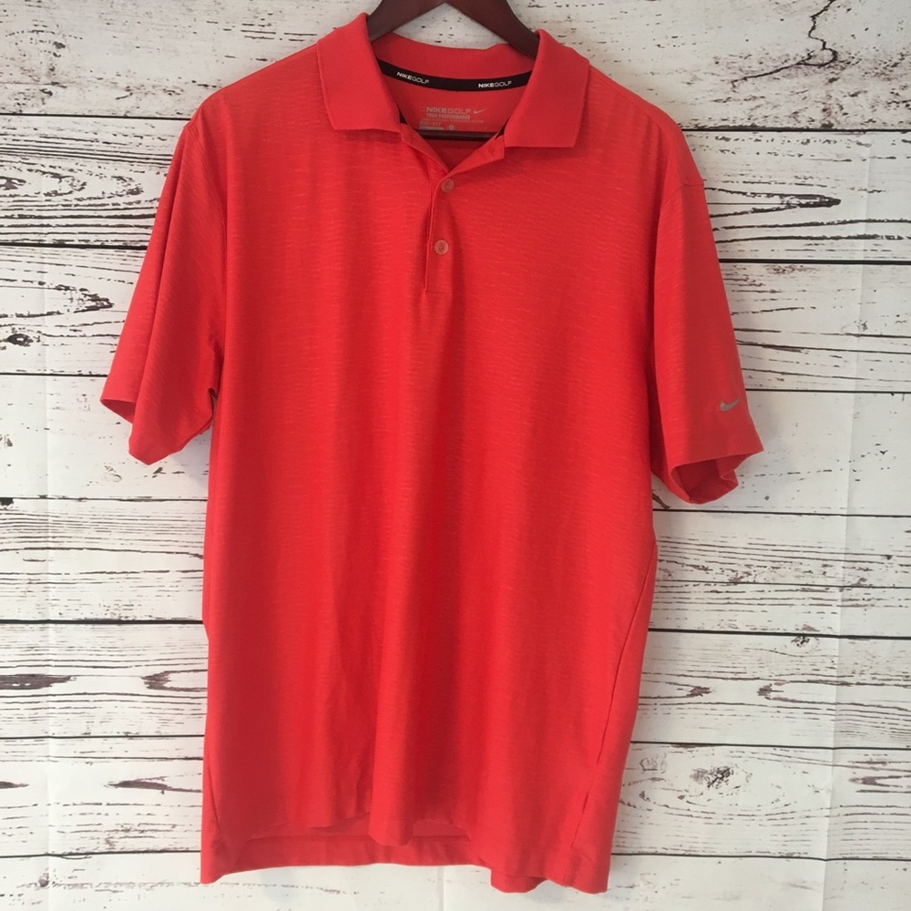 Men’s Nike dry fit golf shirt